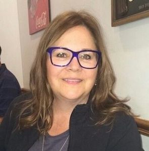 Meet your Posher, Debbie